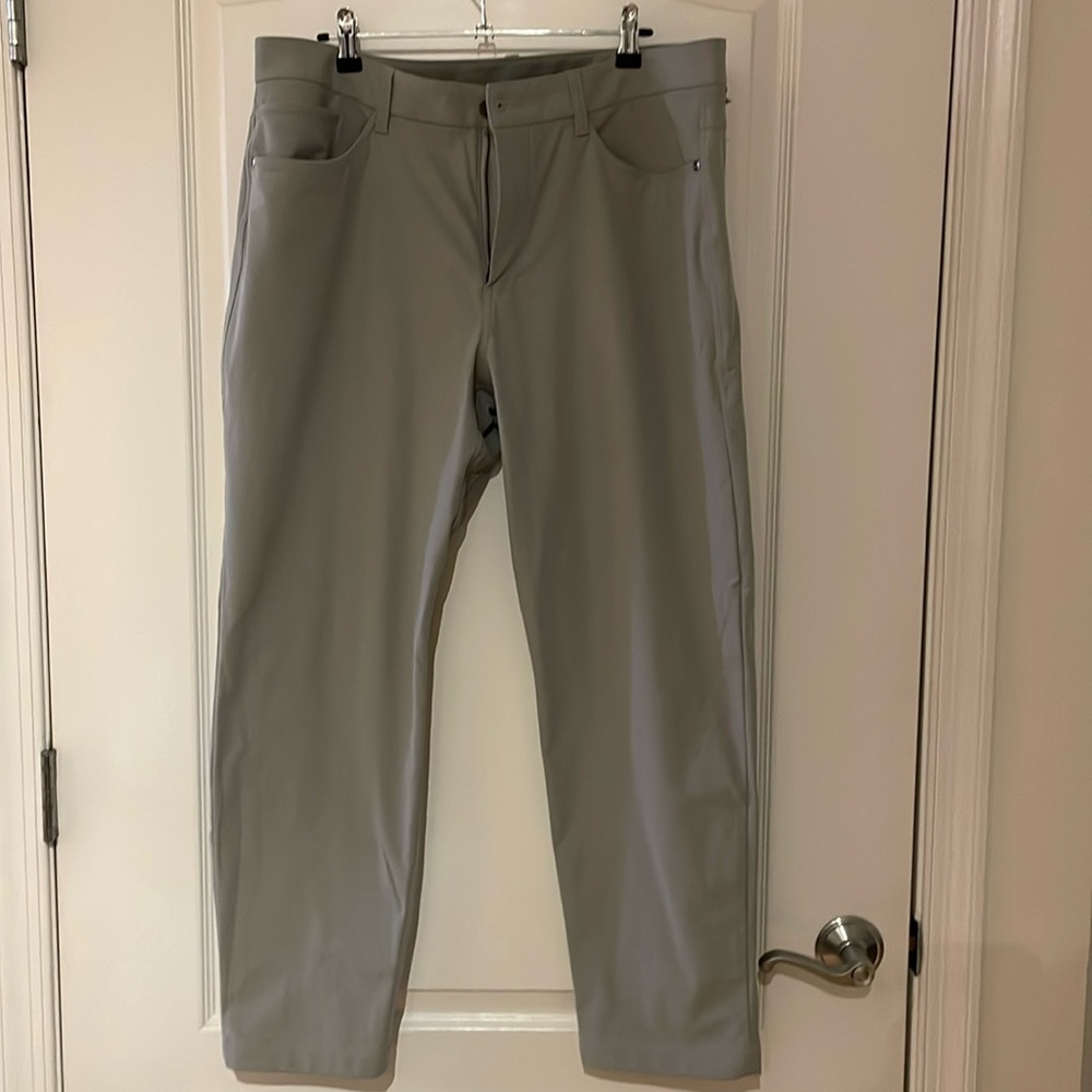 Lululemon men’s ABC classic fit 5 pocket pant